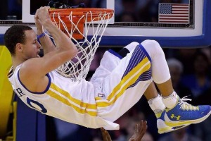 运动精神：永不放弃的篮球精神传递，诠释运动精神